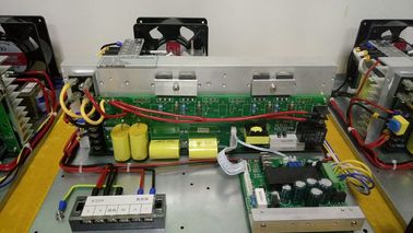 Ultraschallreinigungs-Generator 28KHz der hohen Leistung 2000W -40 kHz für Reiniger