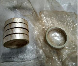 Kundengebundene Größen-hohe Leistungsfähigkeit der Rohr-und Ring-Form-piezo keramische Platten-zwei Elektroden