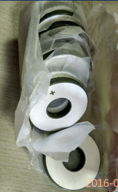 Ultraschall-piezoelektrisches keramisches Disketten Piezoceramic-Ring-Rohr PZT5 PZT -8 PZT -4