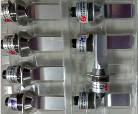 Reinigungskragen-piezoelektrischer Ultraschallwandler 51k